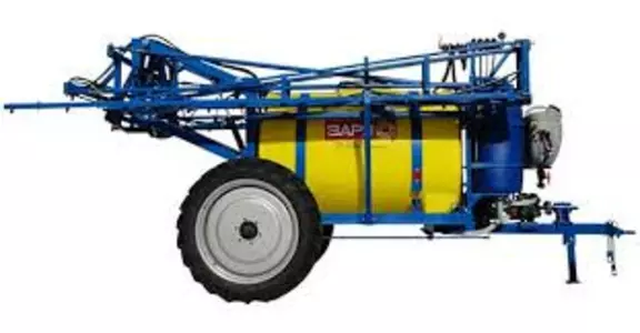 Причіпні обприскувачі